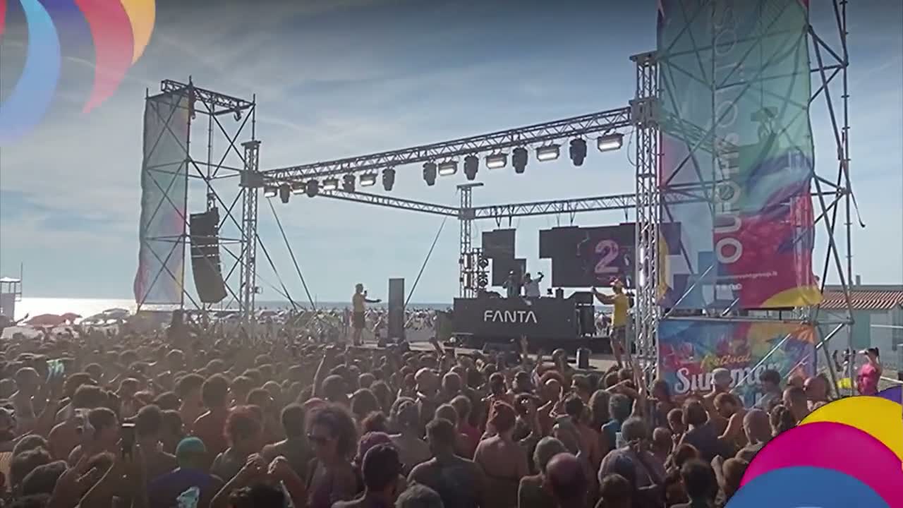 Festival Summer HOLI: day and night
